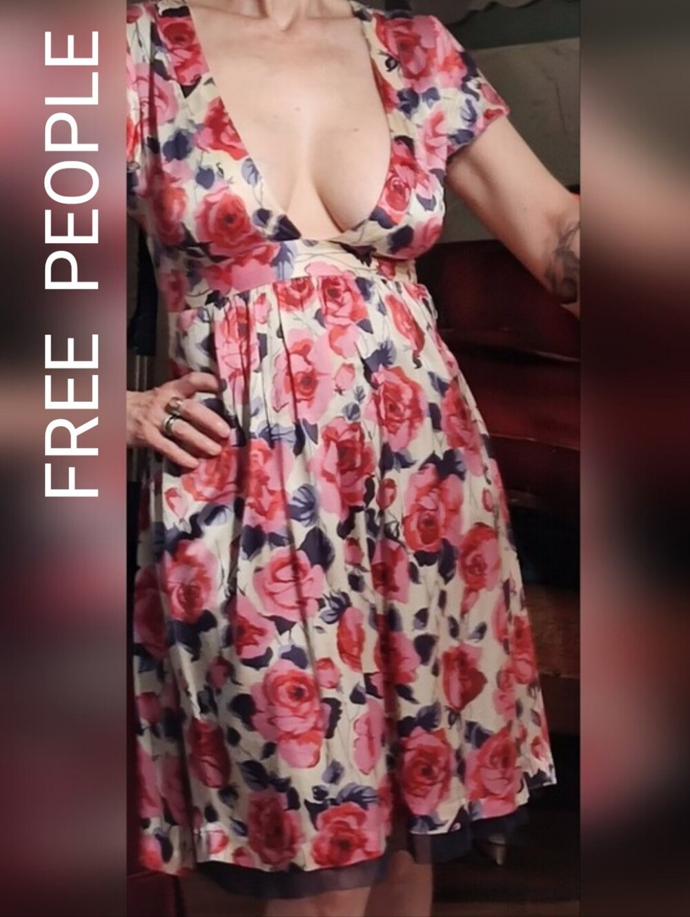 EUC Free People Silk Dress W/ Plunging Neckline  Taffeta  Peekaboo Underline